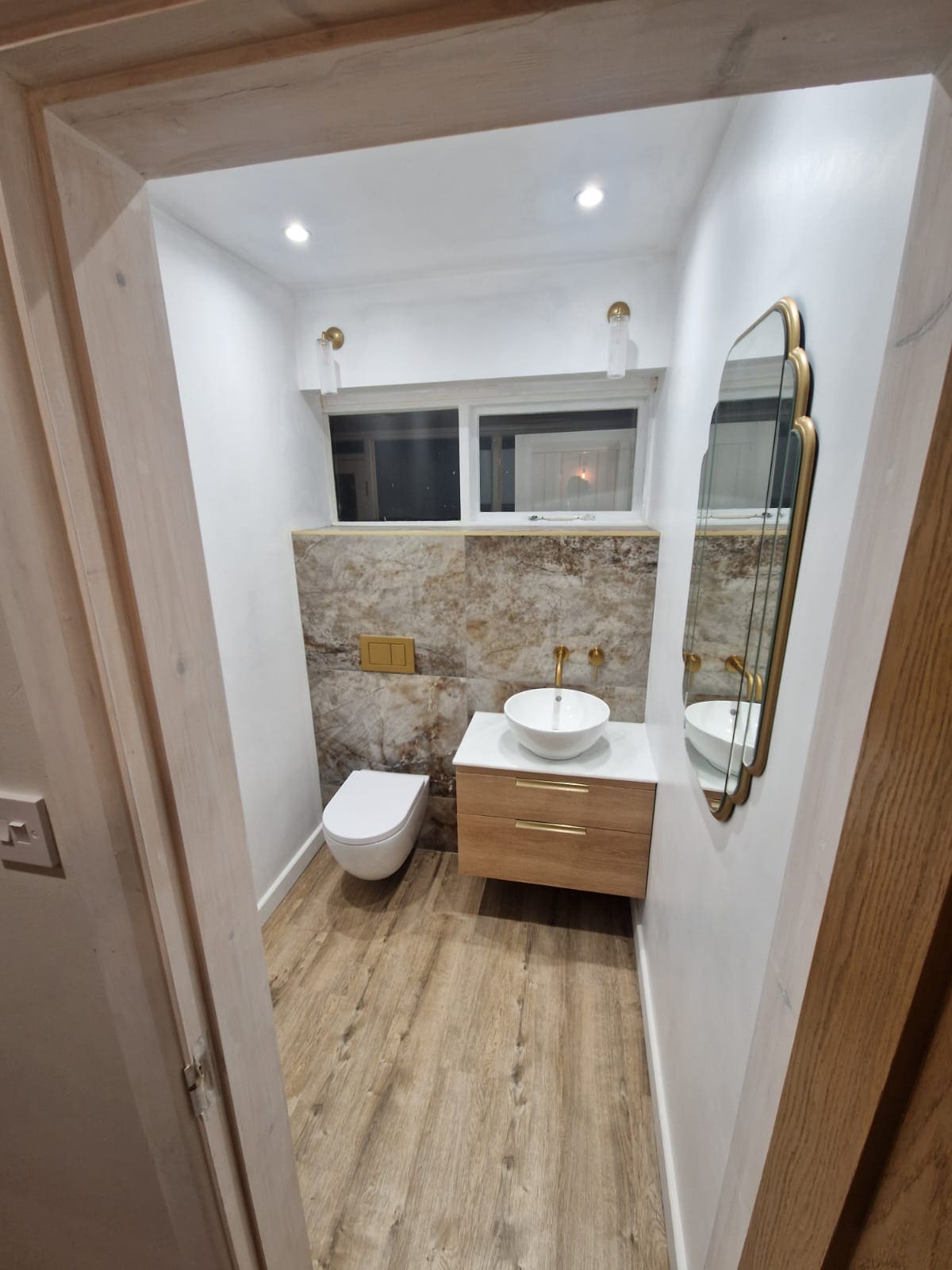 nottingham marble vanity wall hung wc brass fittings