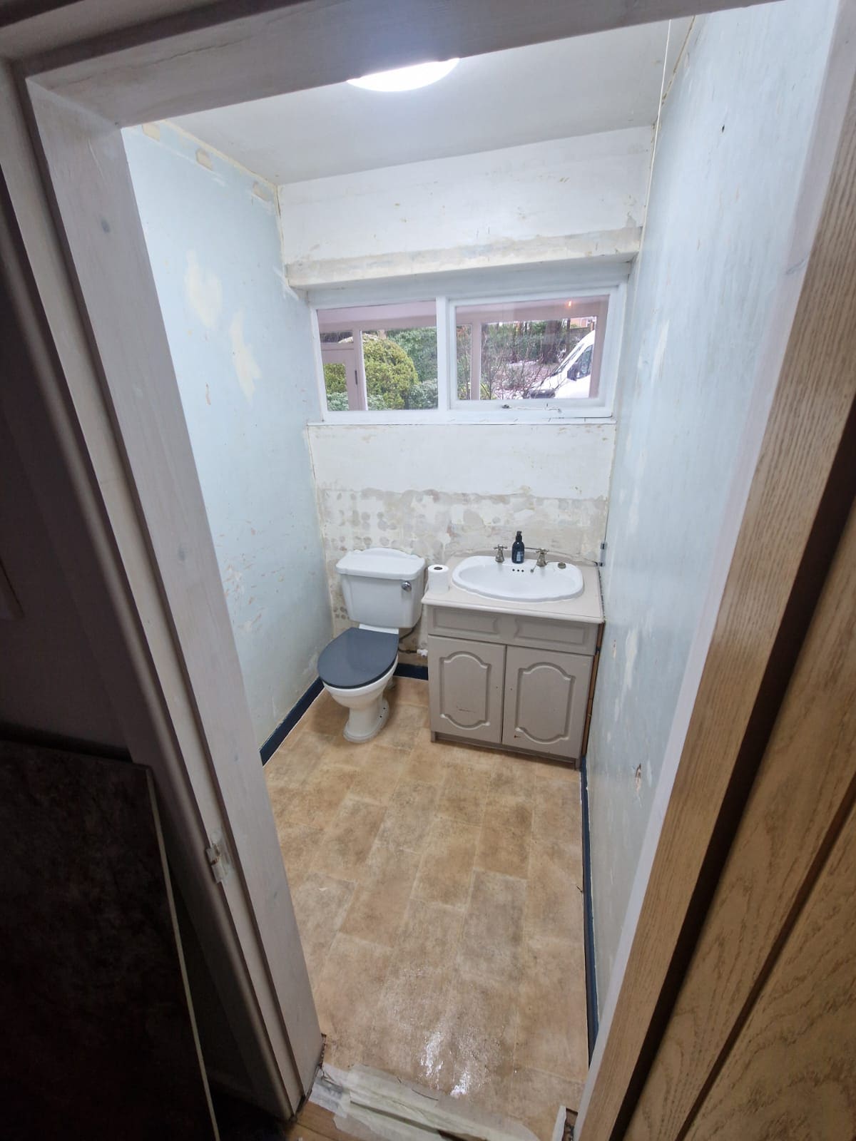 nottingham small bathroom wall hung sink pedestal wc
